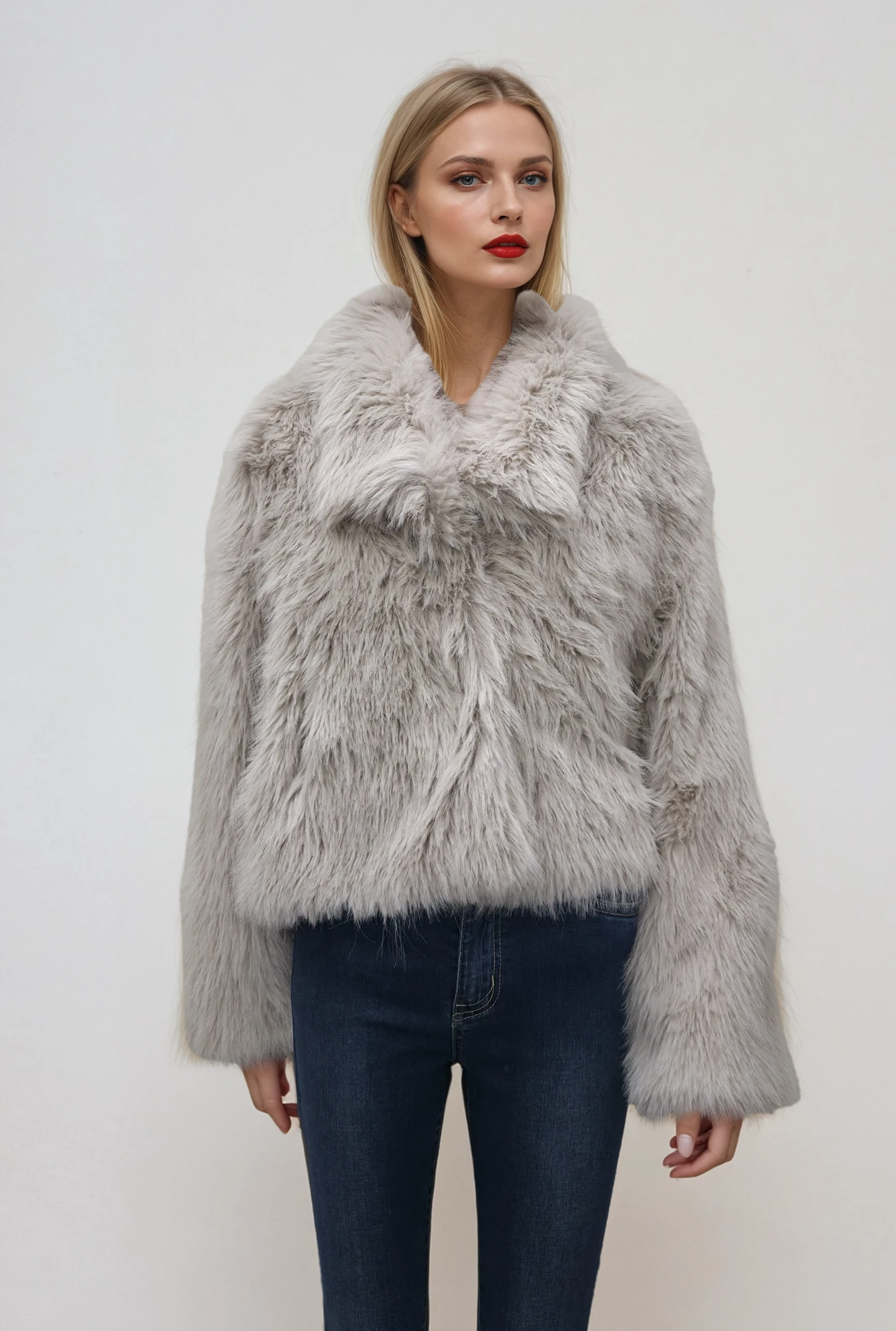 Γυναικεία Κοντή Ζακέτα (Faux Fur) από Συνθετική Γούνα