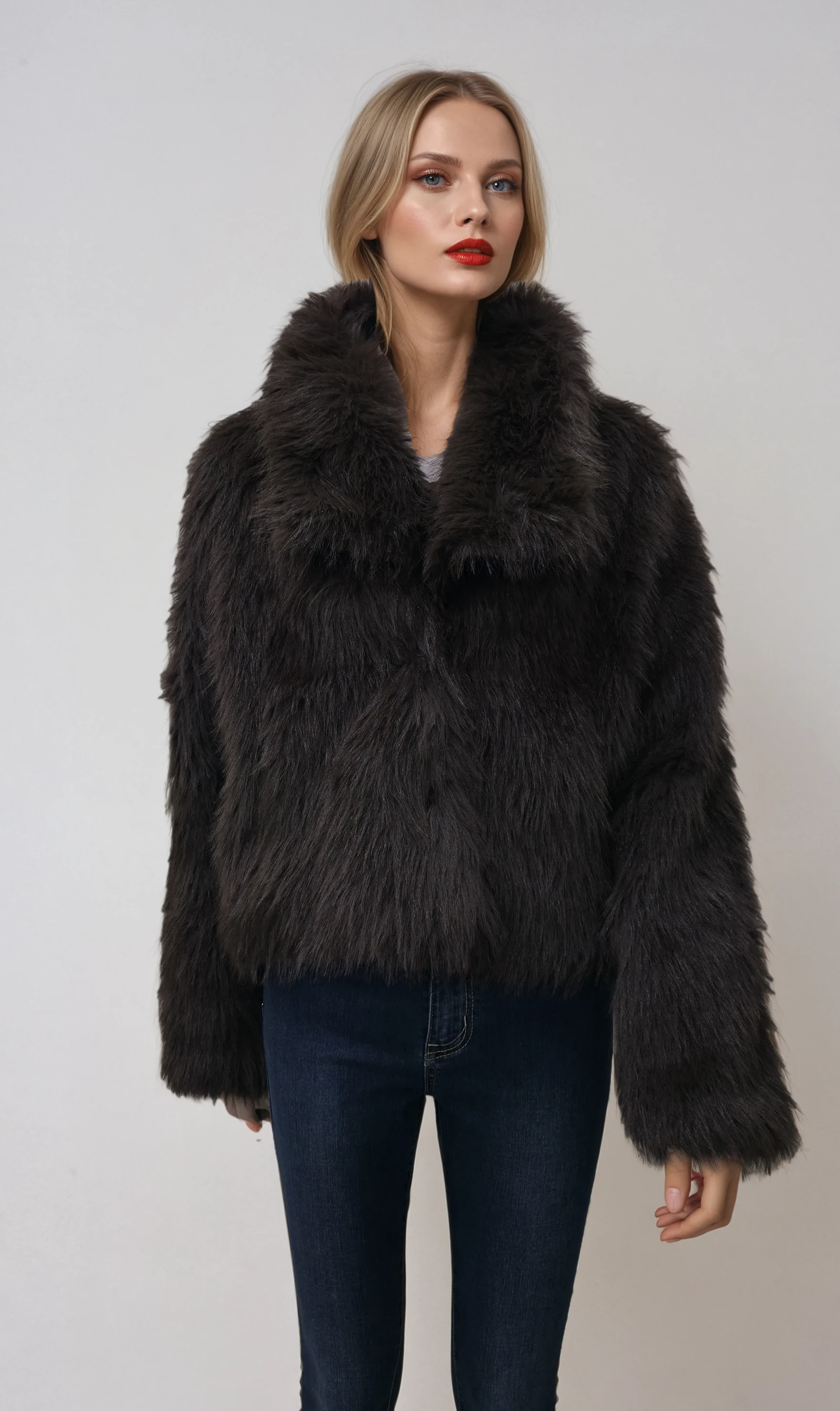 Γυναικεία Κοντή Ζακέτα (Faux Fur) από Συνθετική Γούνα